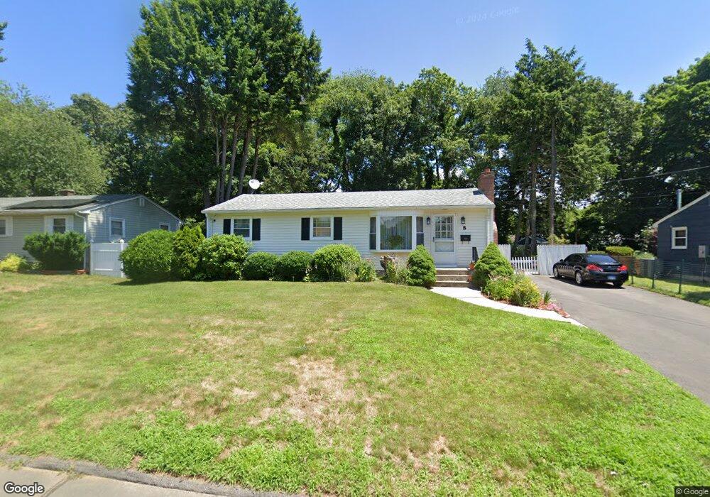 8 Banfield Ln, Bloomfield, CT 06002 - photo 1