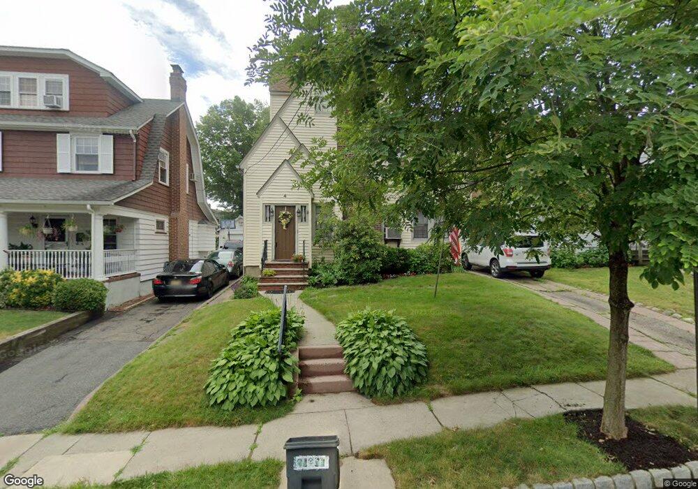 4 Lobell Ct, Bloomfield, NJ 07003 - photo 1