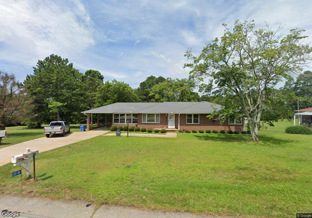 1219 Crestview Dr, Elberton, GA 30635 - photo 1