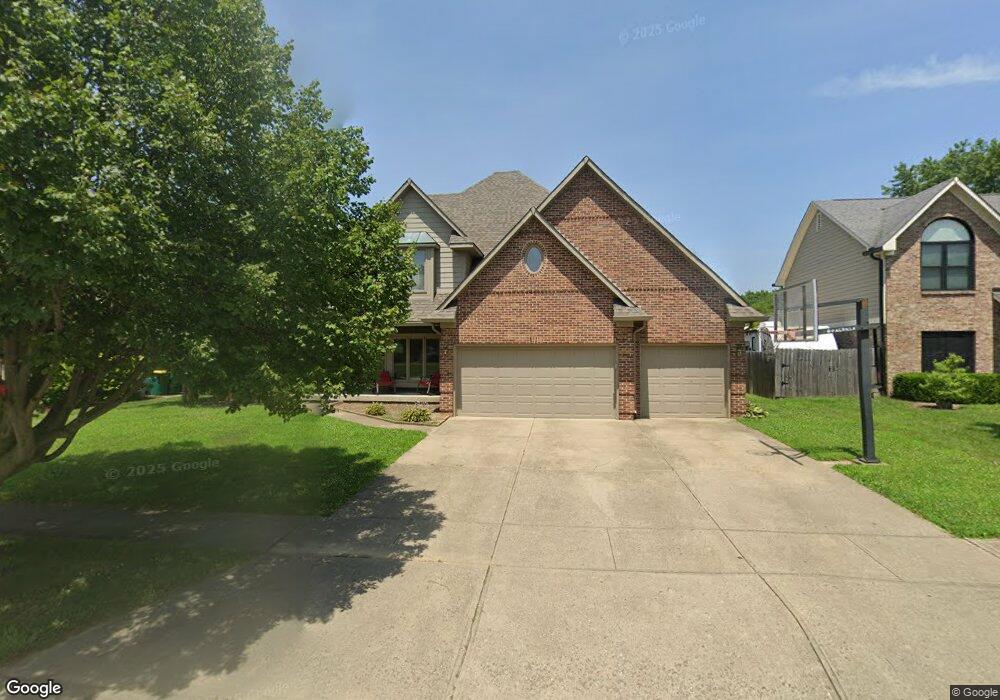 1482 Williamsburg Ln, Franklin, IN 46131 - photo 1