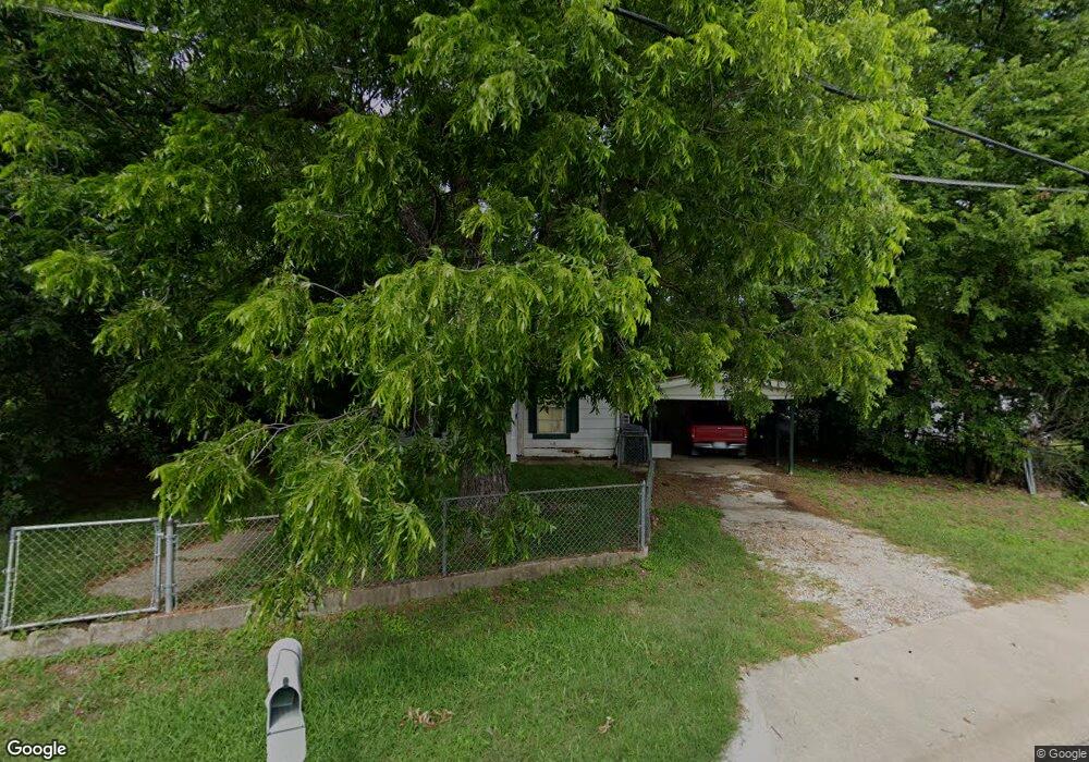 230 E St SE, Ardmore, OK 73401 - photo 1