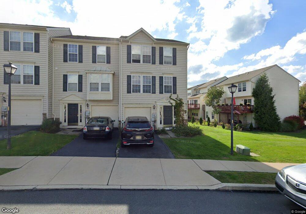 3403 Orchard View Rd, Reading, PA 19606 - photo 1