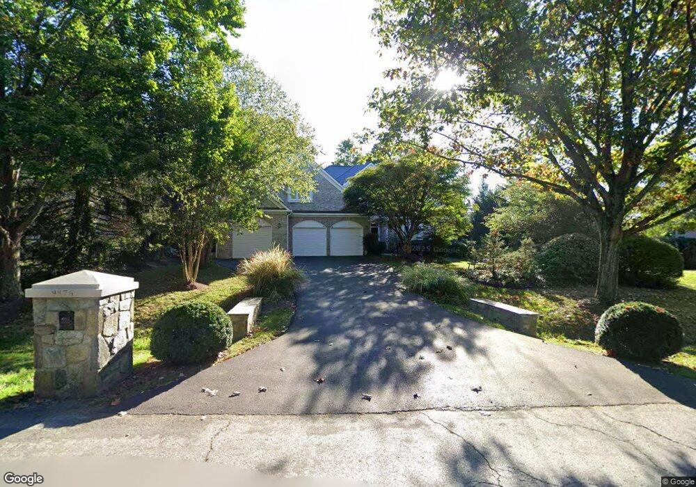 9876 Avenel Farm Dr, Potomac, MD 20854 - photo 1