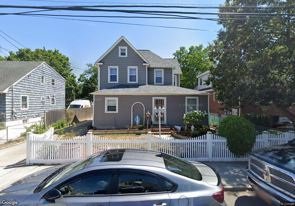 250 Allen St, Lawrence, NY 11559 - photo 1