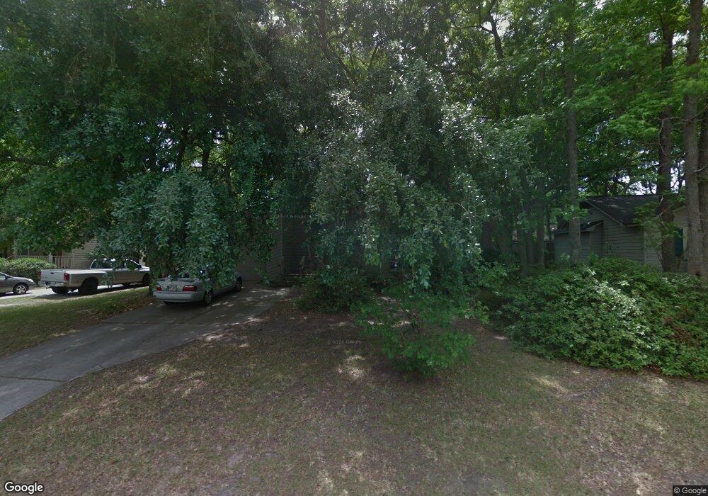 129 S Sheftall Cir, Savannah, GA 31410 - photo 1