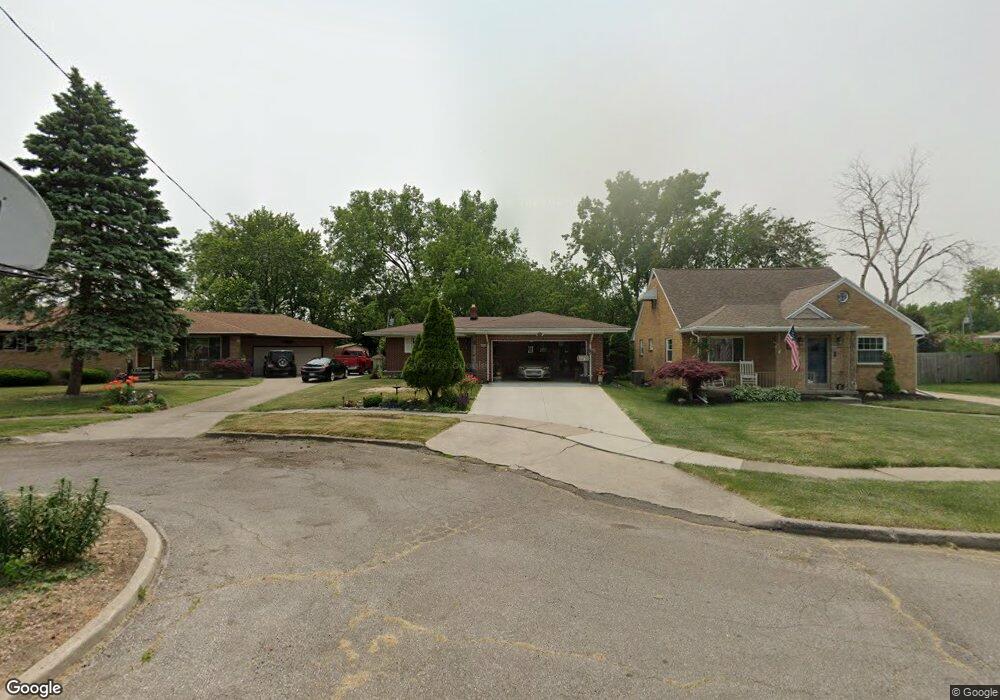 2532 Torisdale Ct, Toledo, OH 43611 - photo 1