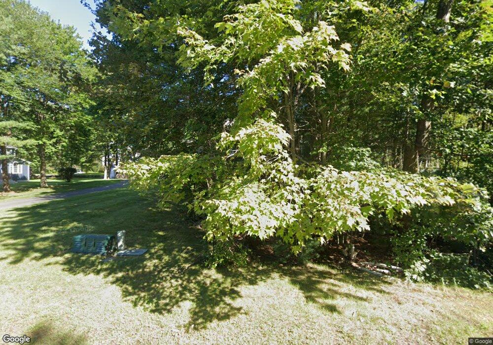 5 Queens Way, Medway, MA 02053 - photo 1