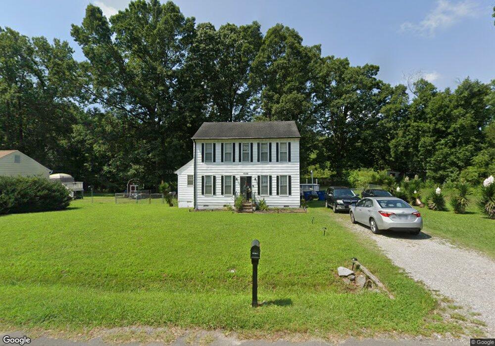 4102 Robert e Lee Dr, Hopewell, VA 23860 - photo 1