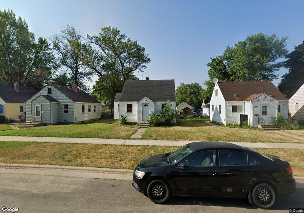 1207 10th Ave SW, Austin, MN 55912 - photo 1