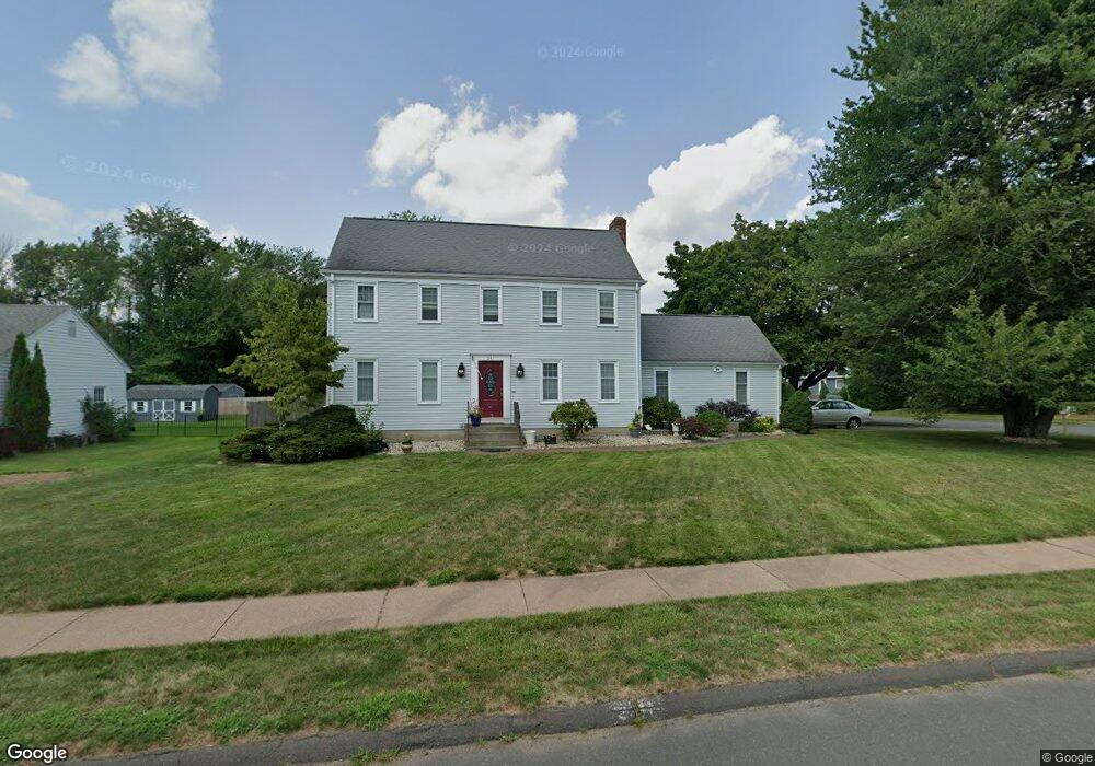 241 Hang Dog Ln, Wethersfield, CT 06109 - photo 1