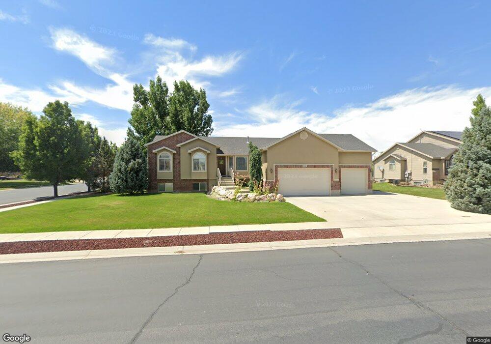 5285 S 6050 W, Hooper, UT 84315 - photo 1