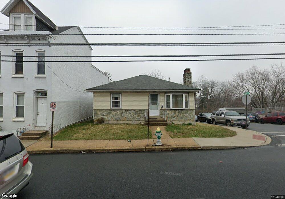 2170 Kutztown Rd, Reading, PA 19605 - photo 1