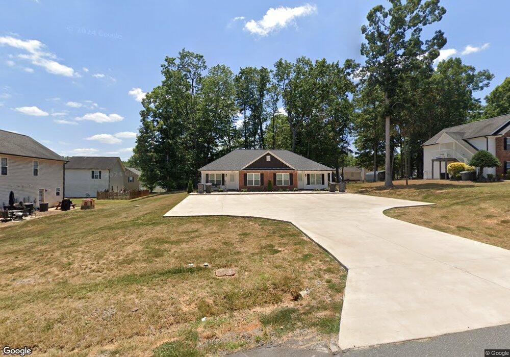 307 Quaker Dr, Asheboro, NC 27203 - photo 1