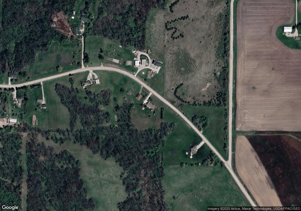 4004 Quail Ridge Rd, Center Point, IA 52213 - photo 1