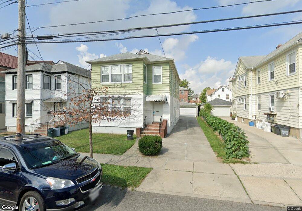 4228 165th St, Flushing, NY 11358 - photo 1