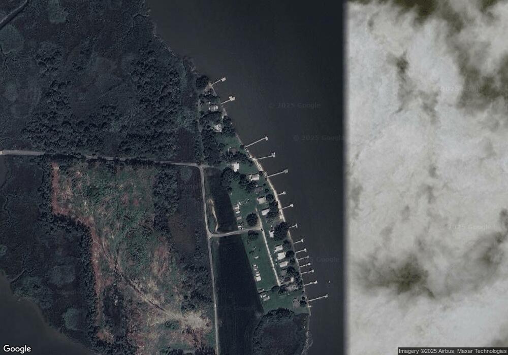 101 Lands End Rd, Tappahannock, VA 22560 - photo 1