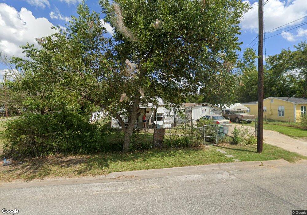 535 N Colbert Ave, Sherman, TX 75090 - photo 1