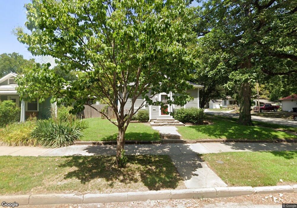 1200 Pierre St, Manhattan, KS 66502 - photo 1