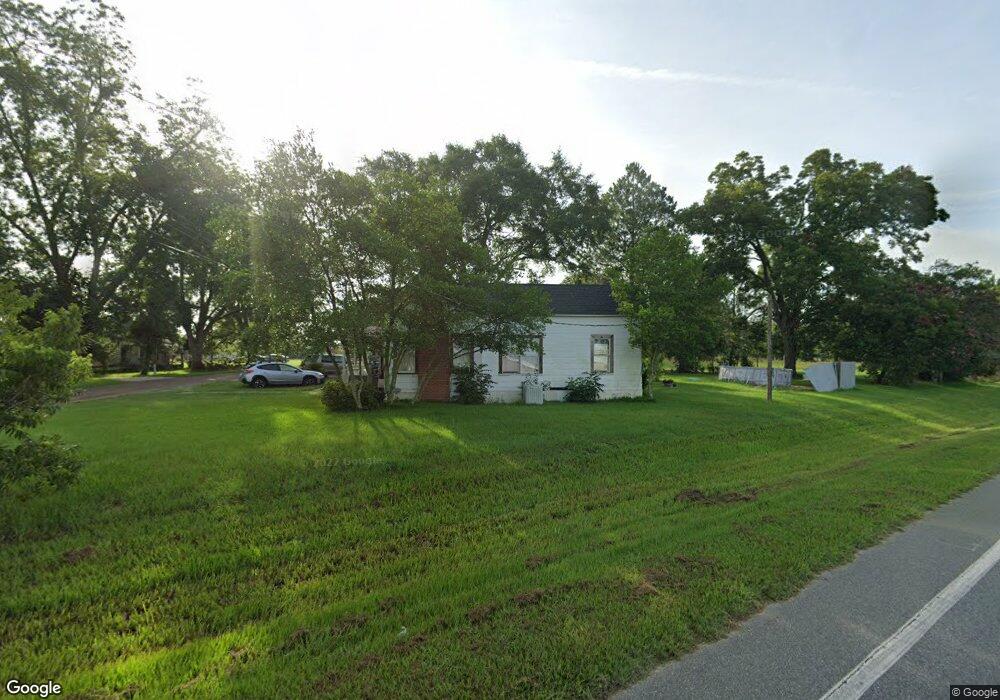 100 Little Ave W, Broxton, GA 31519 - photo 1