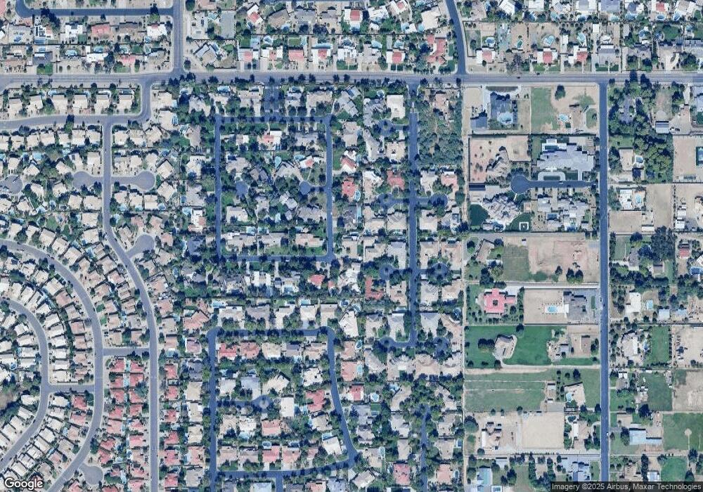 8256 S Pecan Grove Cir, Tempe, AZ 85284 - photo 1