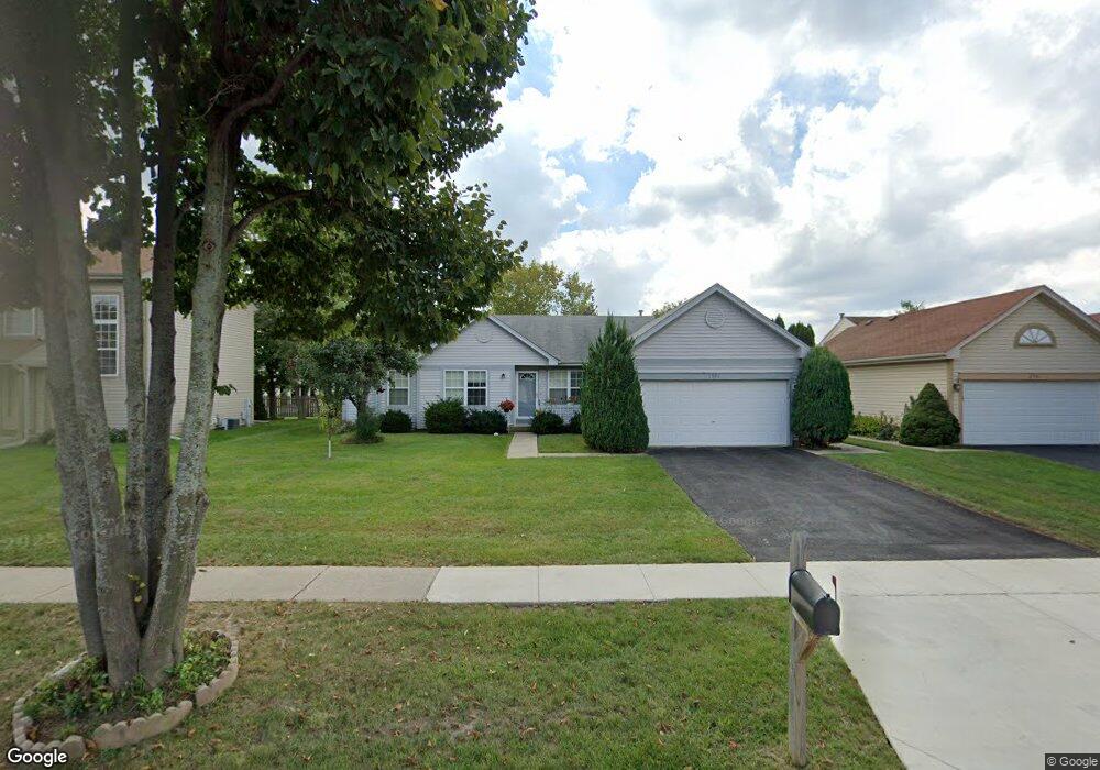 1571 Cumberland Pkwy, Algonquin, IL 60102 - photo 1