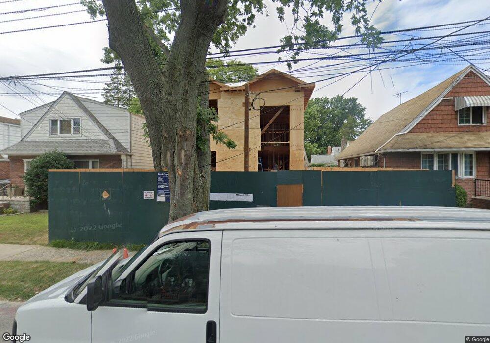 6312 136th St, Flushing, NY 11367 - photo 1