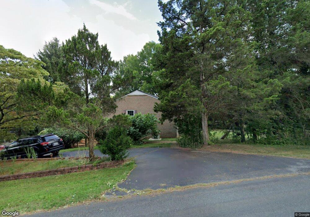 2420 Wakefield Rd, Charlottesville, VA 22901 - photo 1