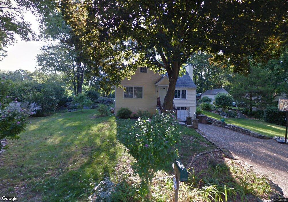 14 Burchard Ln, Norwalk, CT 06853 - photo 1