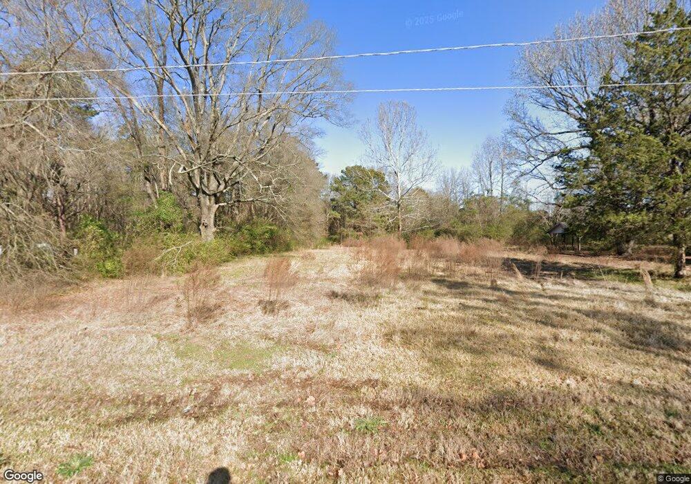 2410 Phillips Ln, Texarkana, TX 75501 - photo 1