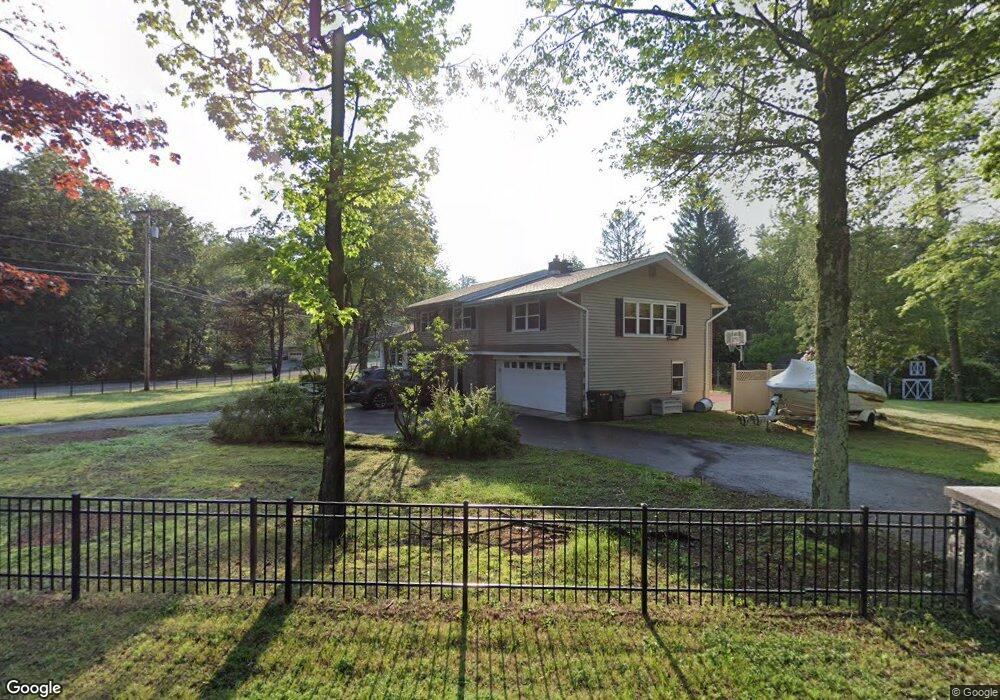 275 Vly Rd, Schenectady, NY 12309 - photo 1