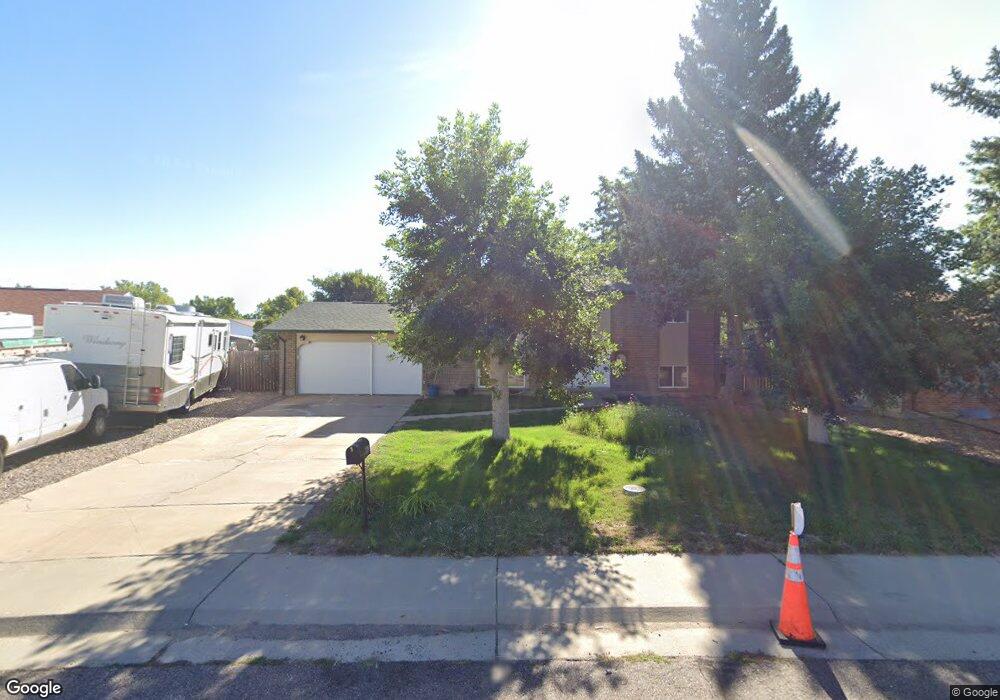 862 Naples St, Aurora, CO 80011 - photo 1