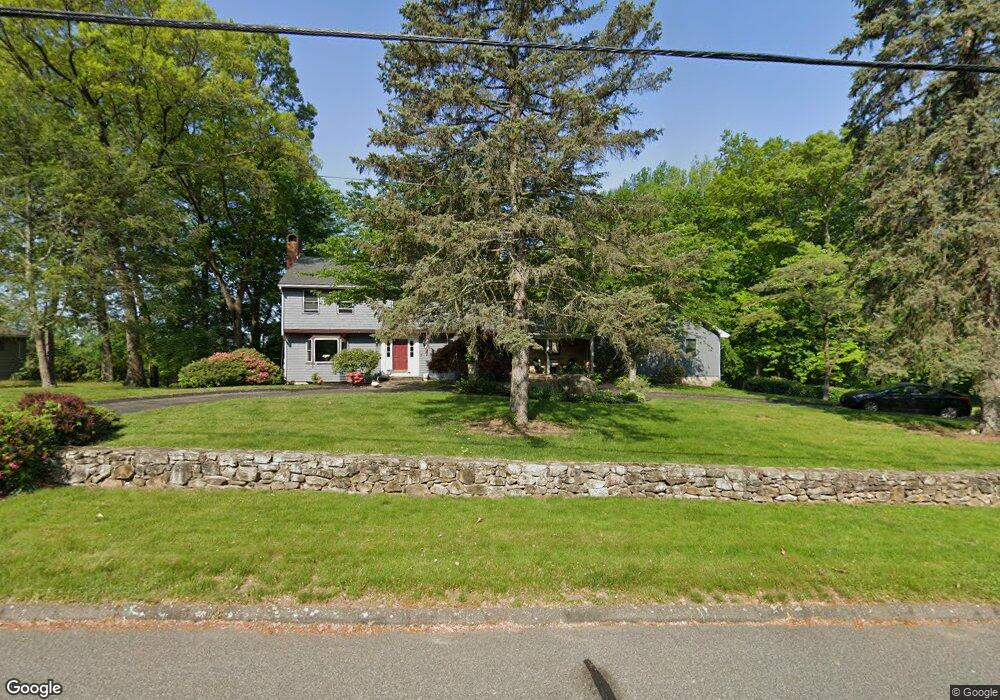 141 N Stowe Place, Trumbull, CT 06611 - photo 1