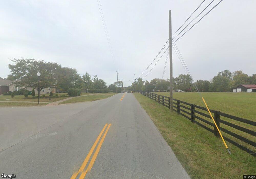 8911 Thixton Ln, Louisville, KY 40229 - photo 1