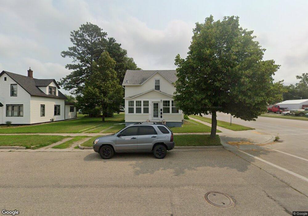 502 3rd Ave NW, Jamestown, ND 58401 - photo 1