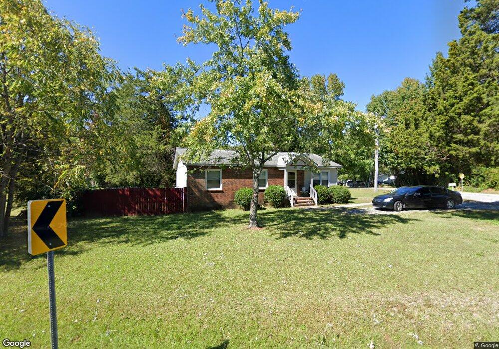 802 Hickory Chapel Rd, High Point, NC 27260 - photo 1