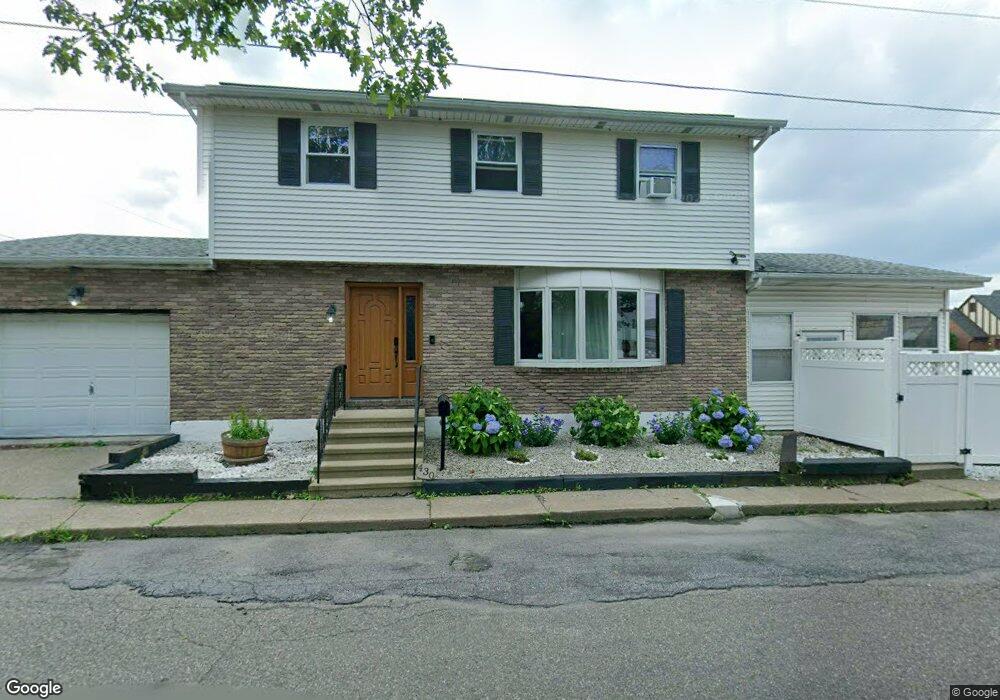 430 Mill St, Hazleton, PA 18201 - photo 1