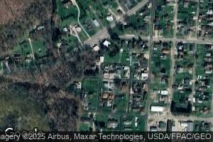 884 Maple St, Middleport, OH 45760