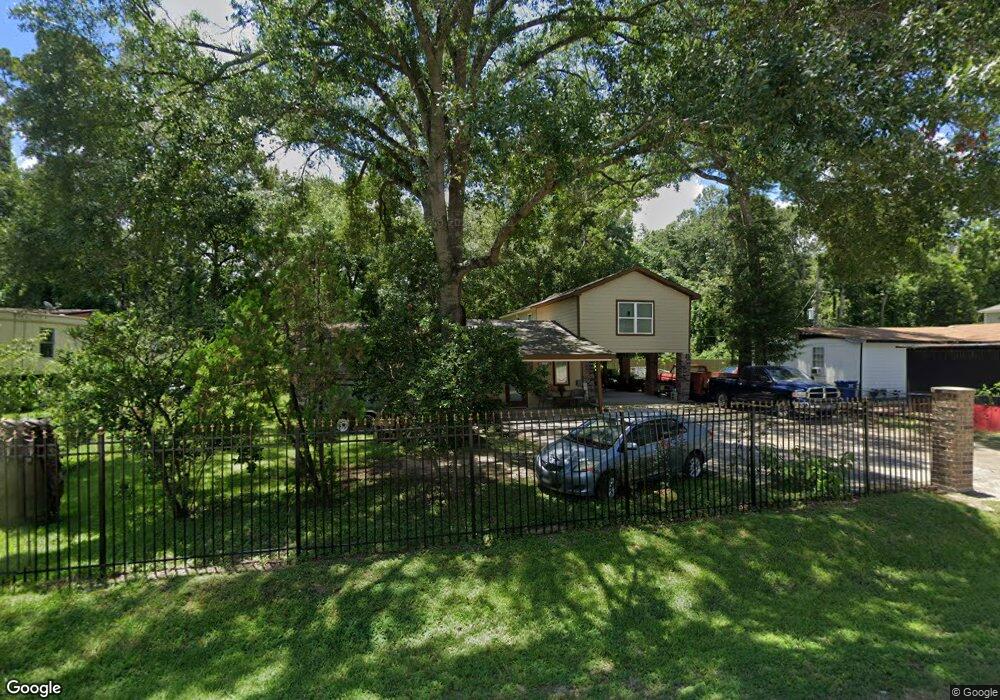 10930 River Oaks Dr, Conroe, TX 77385 - photo 1