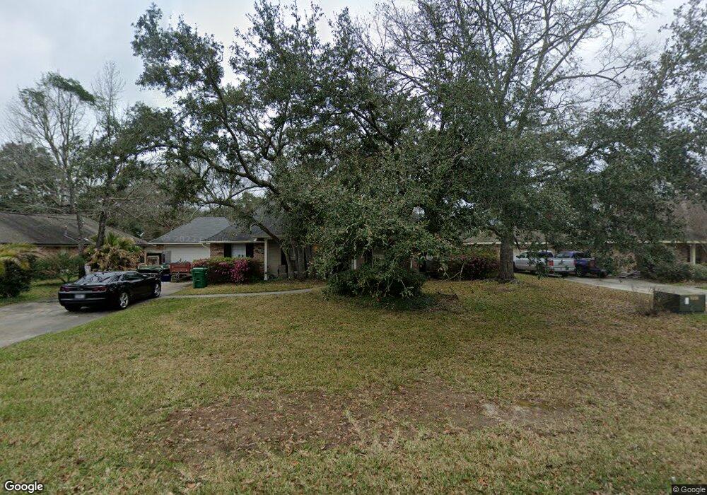 132 Thatcher Dr, Slidell, LA 70461 - photo 1