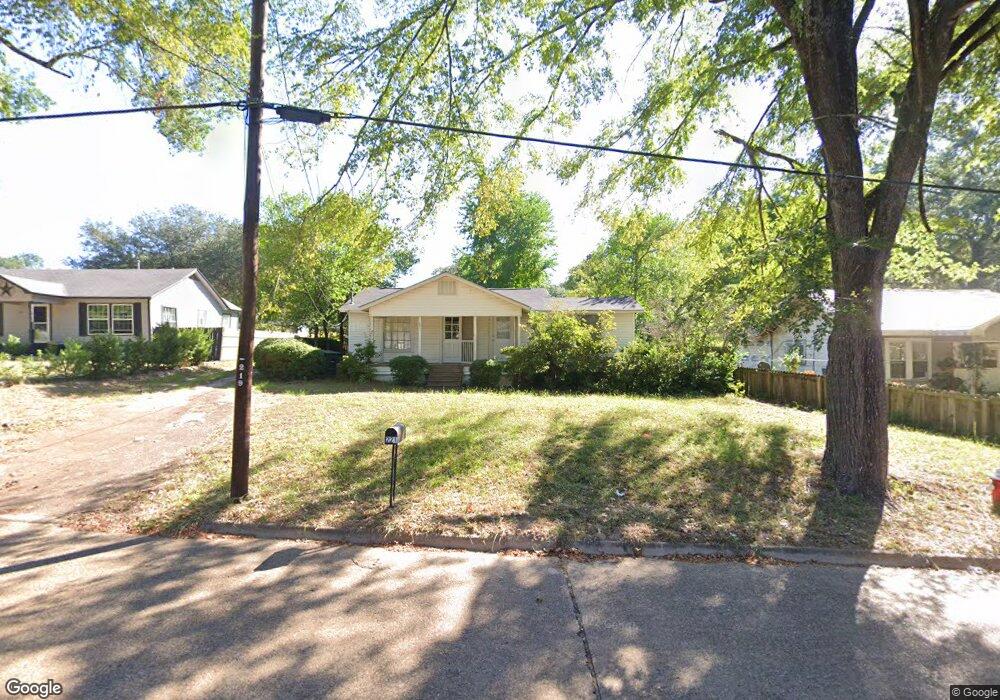 221 Burk St, Nacogdoches, TX 75964 - photo 1