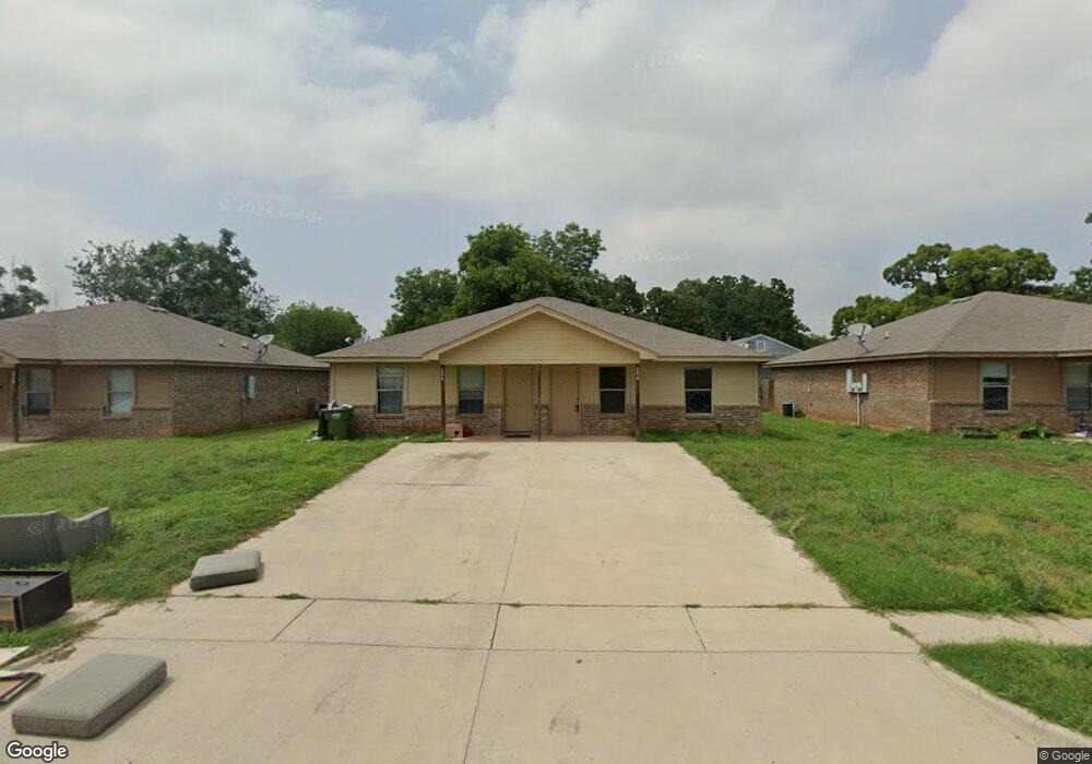 208 Walnut Bend Rd, Springtown, TX 76082 - photo 1