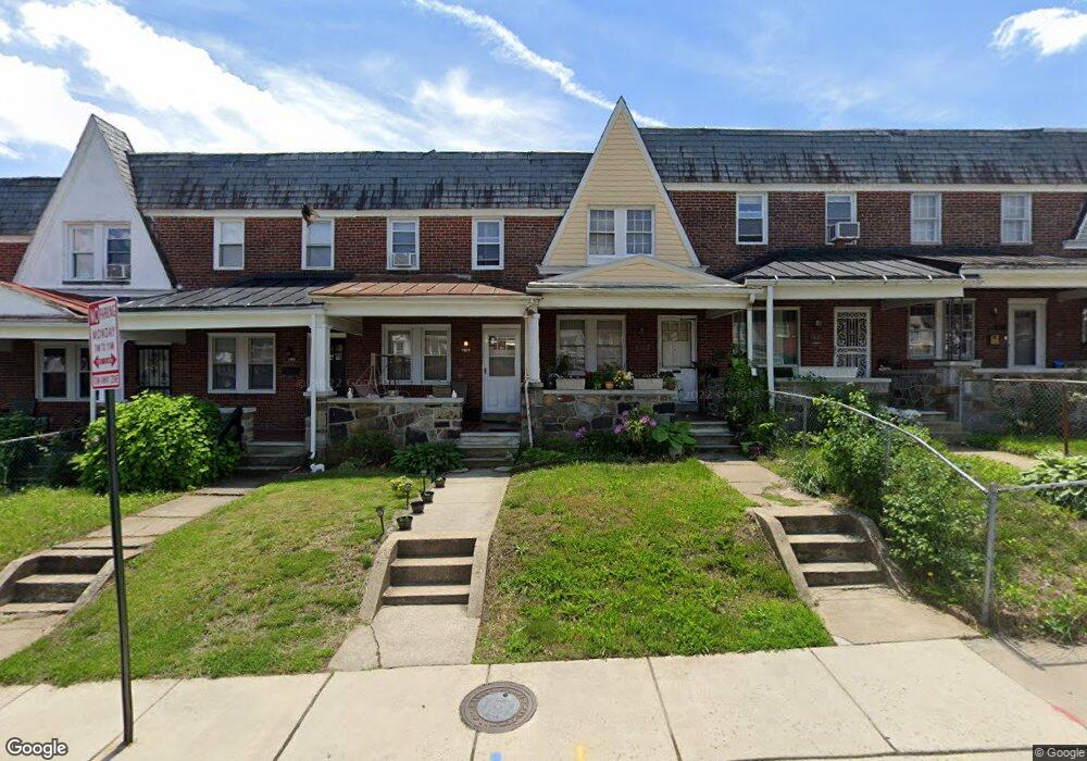 3919 Woodridge Rd, Baltimore, MD 21229 - photo 1