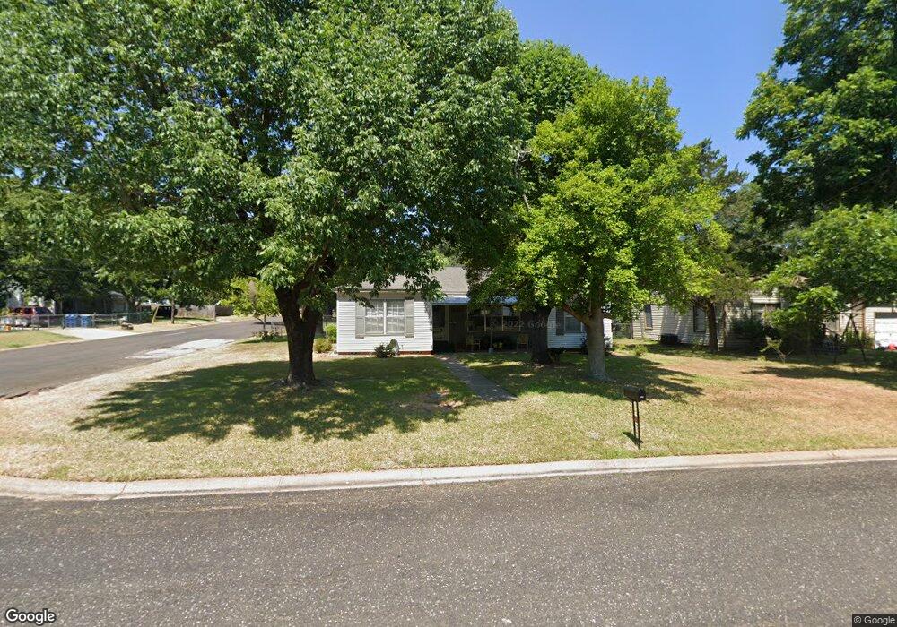 3113 Broadway Blvd, Kilgore, TX 75662 - photo 1