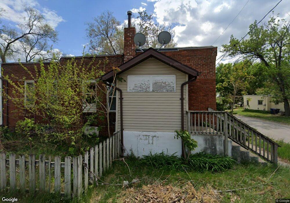 243 E 24th St, Des Moines, IA 50317 - photo 1