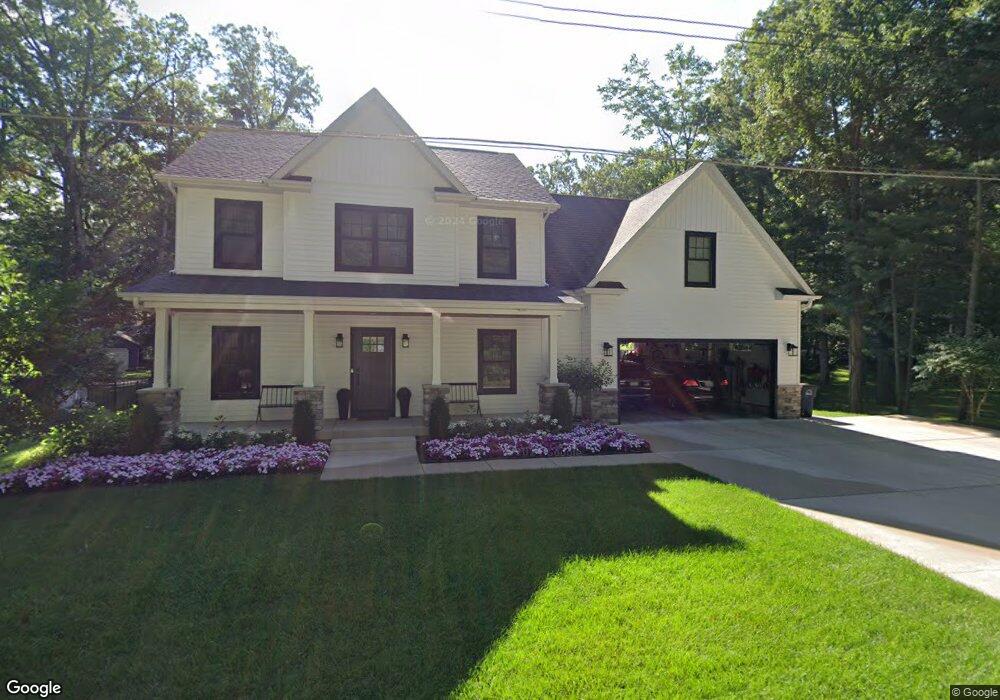 415 Maplewood Dr, Michigan City, IN 46360 - photo 1