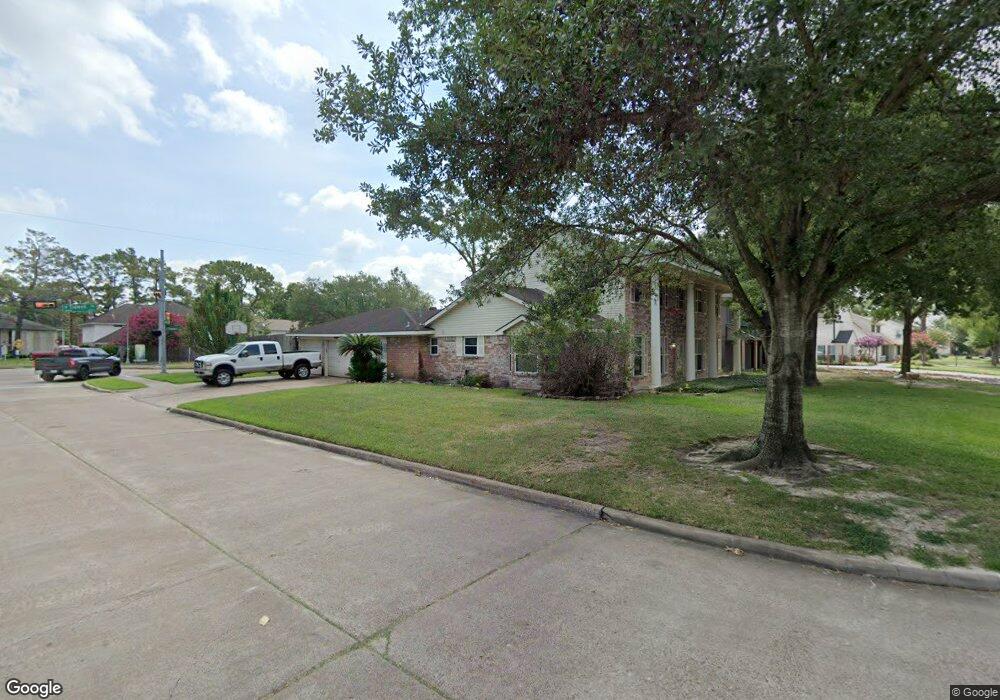 4830 Bayou Vista Dr, Houston, TX 77091 - photo 1