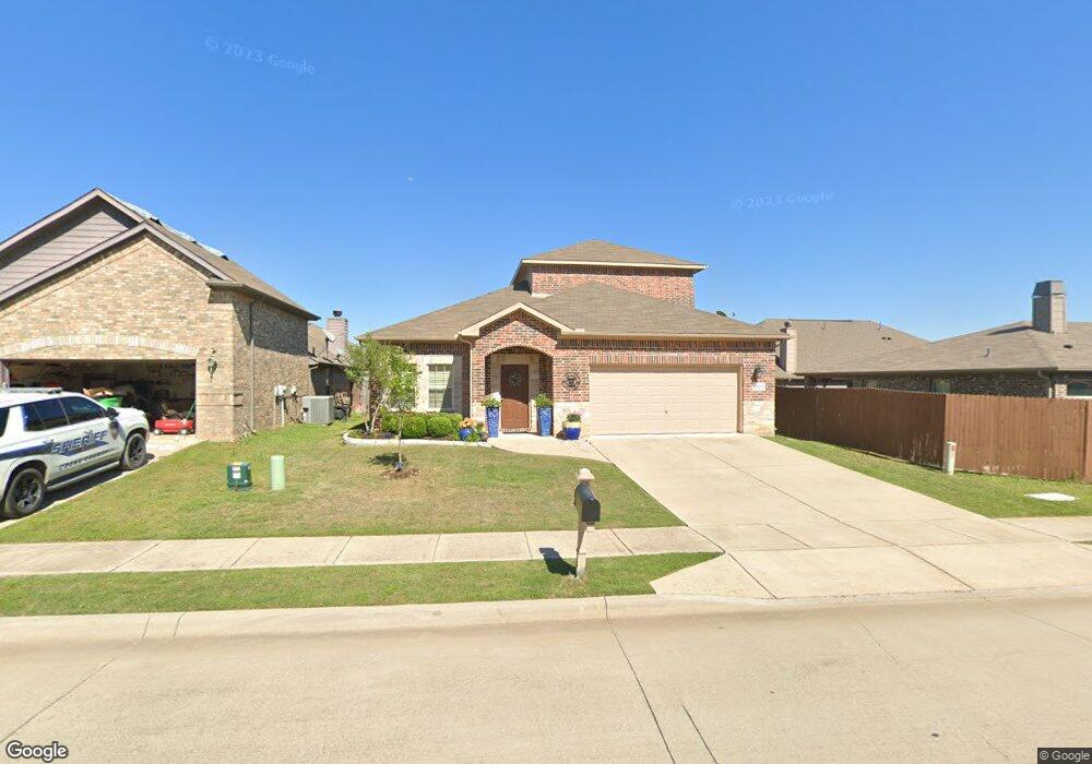 1008 Vintage Ave, Gainesville, TX 76240 - photo 1