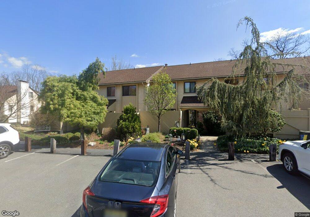 36 Pine Woods Ct, Reading, PA 19607 - photo 1