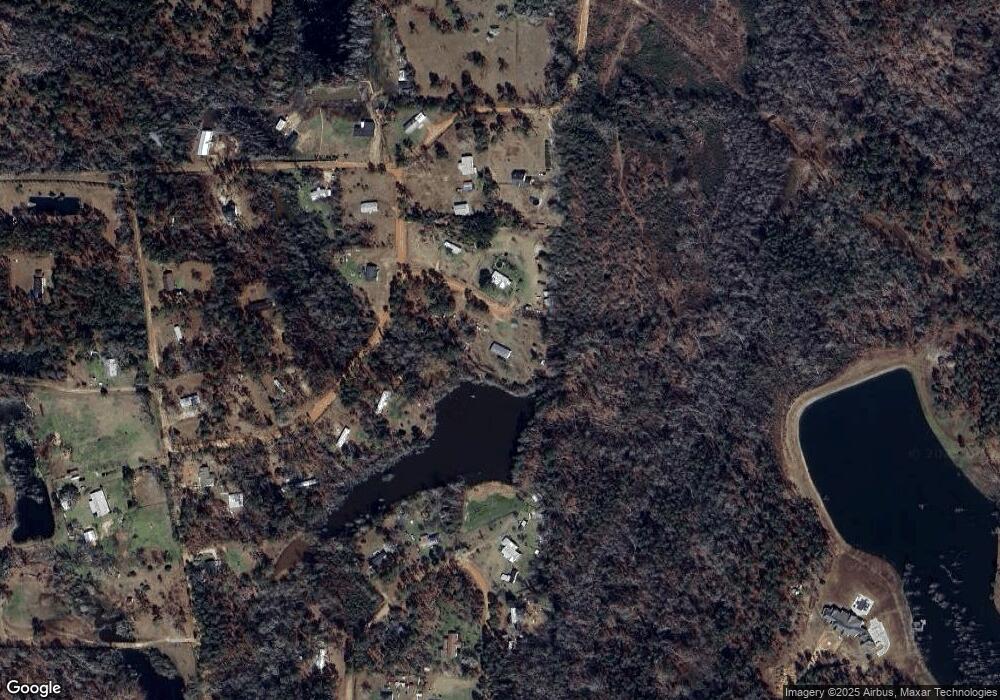 60 Sandy Cir, Douglas, GA 31533 - photo 1