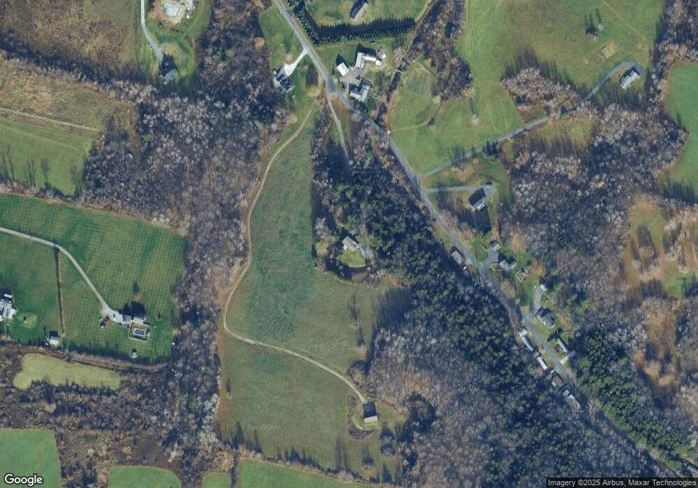 869 Sandmill Rd, Adams, MA 01220 - photo 1